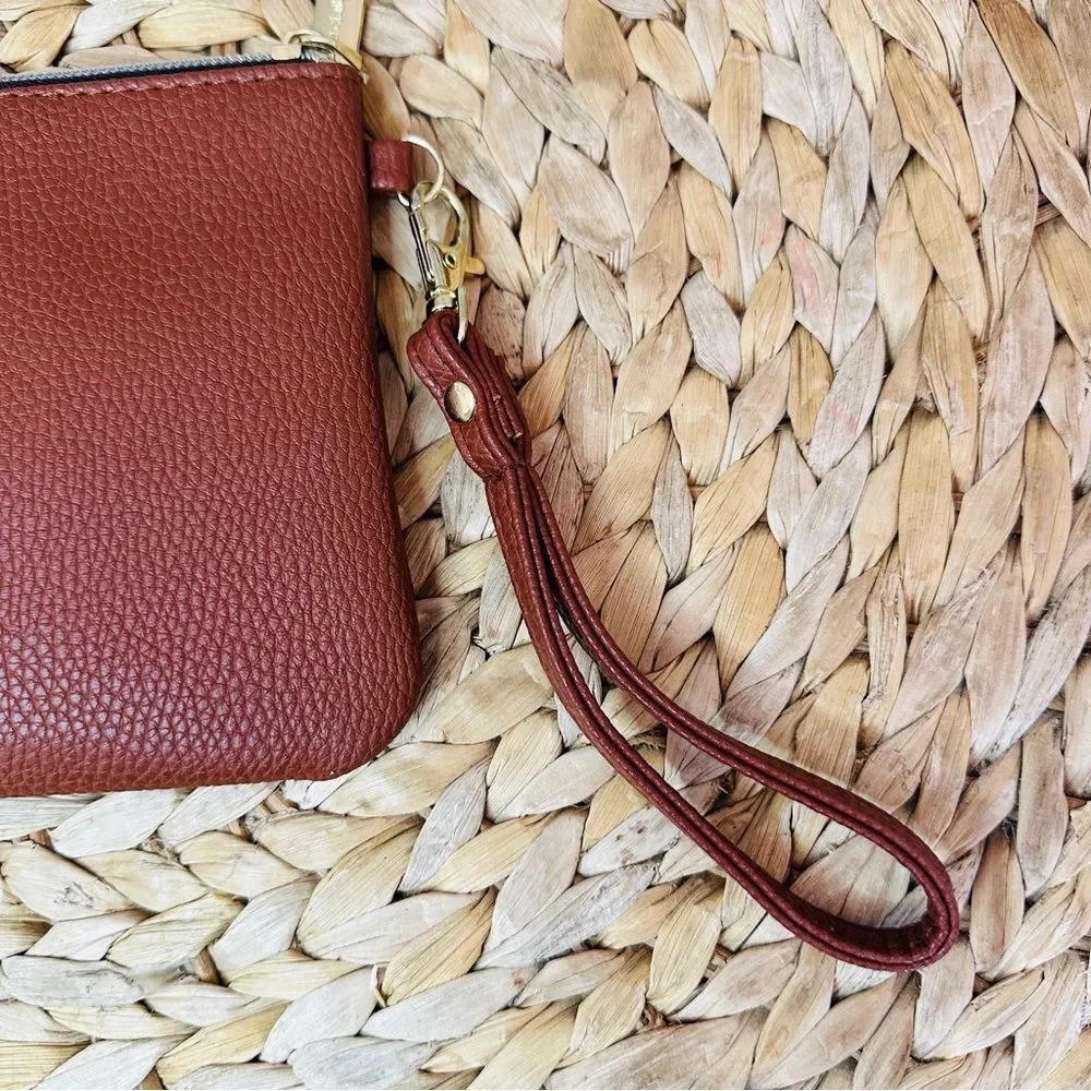 New Liz Claiborne Wristlet Charging Wallet Clutch - Picture 4 of 6